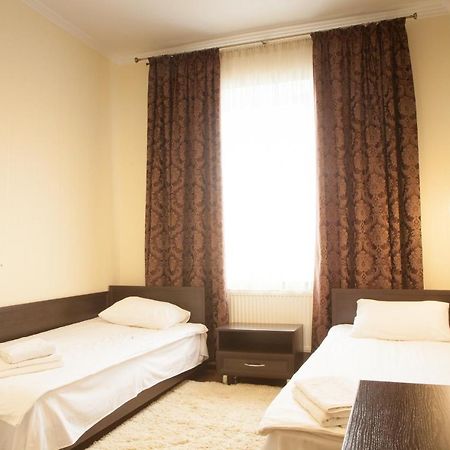 Solar Hotel Kropivnickij Kültér fotó